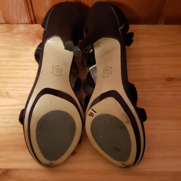 *Beautiful Zigi Soho Rhinestone Ruffle & Rhinestones See Description - Picture 6 of 8